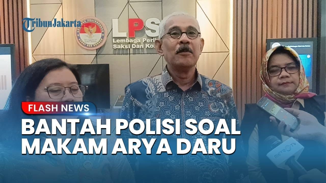 Youtube Thumnail image of : Keluarga Bantah Polisi Soal Makam Diplomat Arya Daru Rusak karena Faktor Alam