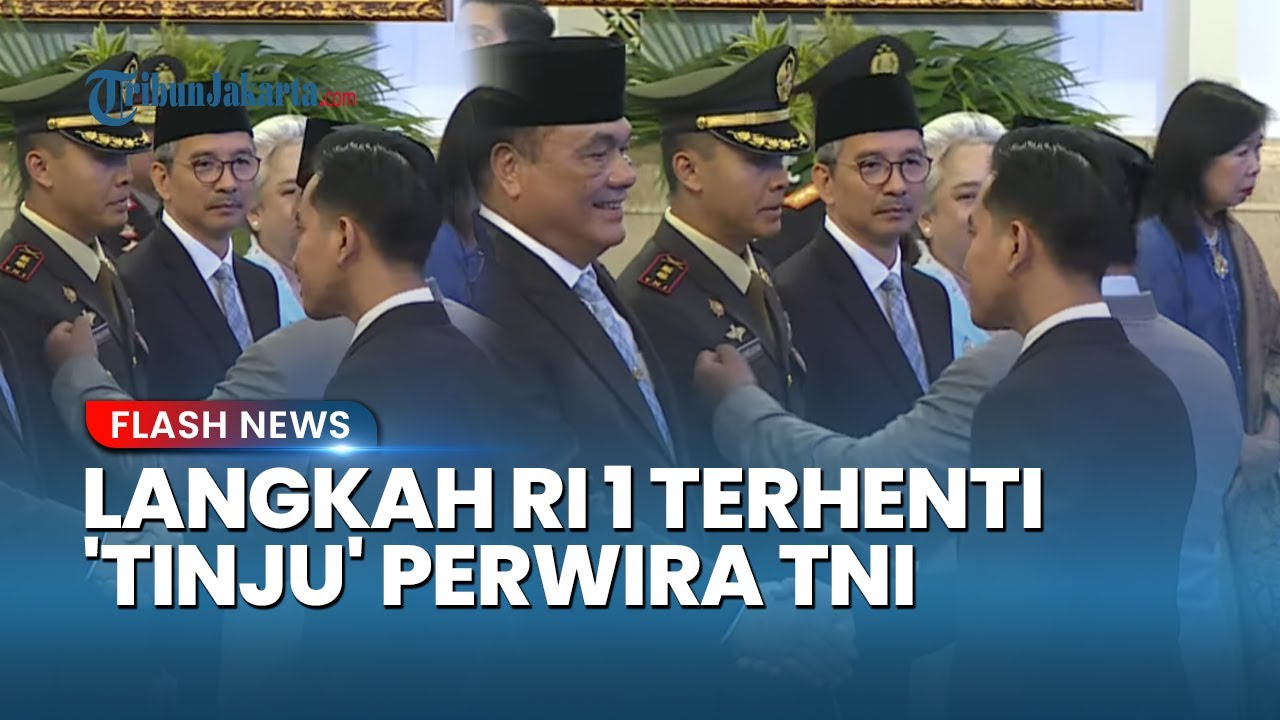 Youtube Thumnail image of : Prabowo Hentikan Langkahnya 'Tinju' Perwira TNI, Siapa Sosoknya? Ternyata Bukan Orang Sembarangan