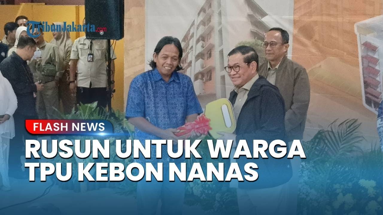Youtube Thumnail image of : Gubernur Jakarta Pramono Anung Serahkan Kunci Rusun untuk Warga TPU Kebon Nanas, Gratis Sewa 6 Bulan